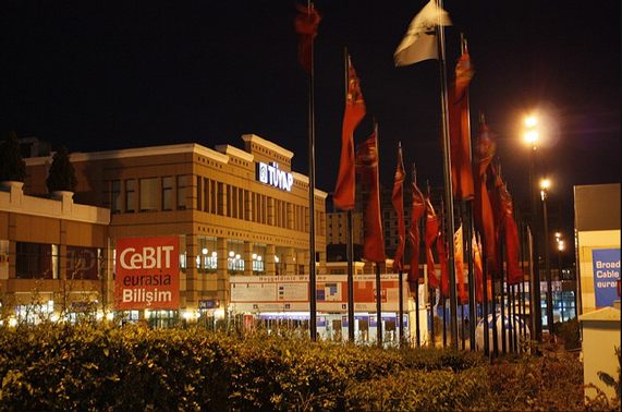حضور پررنگ “صنایع ارتباطی آوا” در نمایشگاه تکنولوژی اطلاعات و ارتباطات استانبول (CeBIT)